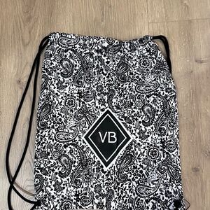 - Vera Bradley Drawstring Backsack in Eden Paisley Black
